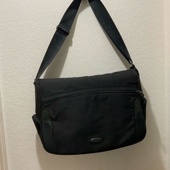 TUMI Crossbody Messenger Laptop Bag  Flap 6507 D Black nylon - Picture 1 of 16